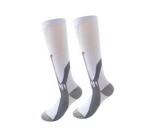 Chaussettes de compression sportives pour hommes, hauteur genou, respirantes, en polyamide tricoté, antidérapantes, fines, pour l'été - Product Image 4