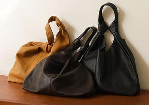Best Manufacturing Leather Zipper Closure stylish Leather Hobo <b>Bag</b> Wind-resistant Black Colors High Quality Leather Hobo <b>Bag</b> - Product Image 3