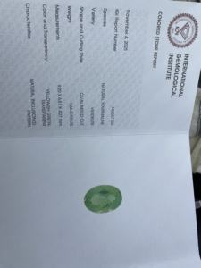 Tourmaline naturelle tanzanienne certifiée IGI, taille ovale, teinte rare, excellente qualité de couleur, 1,66 carat, nette à la loupe - Product Image 5