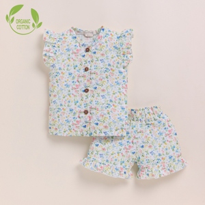 Ensemble de mousseline biologique de qualité supérieure Vêtements de printemps à imprimé floral pour bébé - Product Image 1