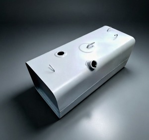 Réservoir de carburant diesel en acier inoxydable de style Isuzu WAI TICK MALAYSIA de qualité supérieure pour les camions ELF, Forward et GIGA - Product Image 1