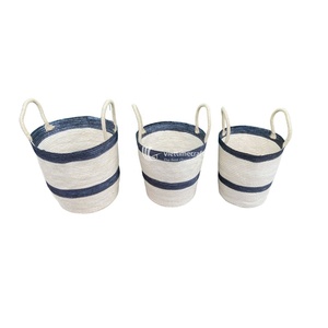 Ensemble de paniers tissés en feuilles de palmier, bac de rangement bleu et blanc naturel pour la maison, panier de rangement décoratif fait main OEM ODM - Product Image 1