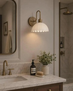 Traditional Brass Wall Sconce With Flower Shade Indoor Entryway Lighting Fixture Durable Design - Product Image 4