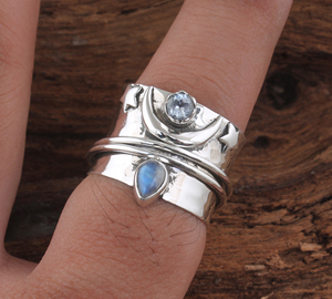 Anillo de banda de plata de ley 925 con piedra lunar arcoíris natural de pera, joyería multienhufe de piedras, venta al por mayor, banda apilable con gema en forma de lágrima - Product Image 6