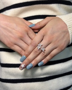 แหวนผีเสื้อแบบเปิดคลาสสิก ประดับเพชรทรงลูกแพร์และทรงมาร์คีส์ เพชรเลี้ยงในห้องปฏิบัติการ ทอง 10K ขายส่ง OEM ผู้ผลิตและจำหน่ายเครื่องประดับชั้นดี - Product Image 1