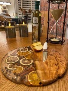 Planche à fromage décorative en résine et bois en gros pour les magasins d'articles de cuisine, les boutiques de cadeaux, les détaillants et importateurs de décoration intérieure - Product Image 5