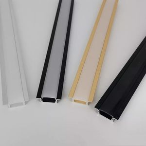 CNW GROUP Serie 6000 Luminaria Triangular para Ranurado, con Inclinación de 45 Grados, Emisión de Luz en Forma de V, para Esquinas Superiores, de Montaje en Superficie - Product Image 3