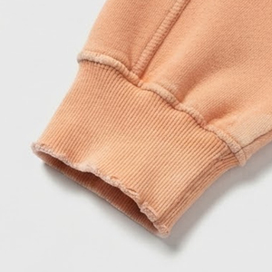 Nueva llegada: Sudadera con capucha moderna para hombre con efecto desgastado por el sol, de ajuste relajado, tela premium, cómoda, para adultos, con MOQ bajo. - Product Image 4