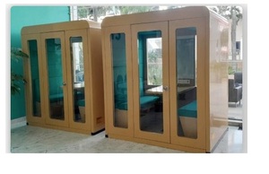 Cabine de réunion portable très demandée avec isolation acoustique, cabine de bureau modulaire pour réunions d'entreprise, disponible à la vente - Product Image 3