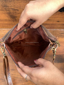 Nuevo bolso cruzado de piel de vaca de alta calidad personalizado diseñador de lujo de gran capacidad bolsos de hombro con borlas de cuero genuino para mujer - Product Image 5