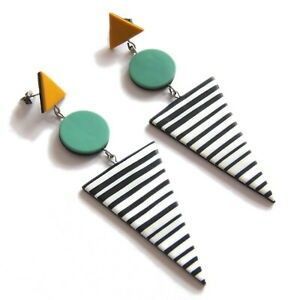 Boucles d'oreilles en résine légères, fabriquées à la main avec un polissage lisse, design tendance, qualité durable pour les bijoux de mode, accessoires en cristal - Product Image 5