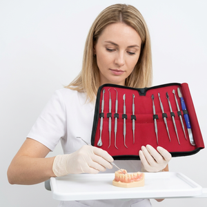 เครื่องมือขูดหินปูนแบบสองด้าน Universal Curette สำหรับงานทันตกรรม ทำจากสแตนเลส ใช้งานด้วยมือ ปลายหยัก - Product Image 6