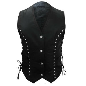 Gilet en cuir fabriqué en usine, style motard col en V avec rivets et laçage latéral, coupe classique, vêtement d'extérieur automne-hiver, vente en gros - Product Image 1