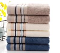 Serviette de sport rectangulaire en microfibre tricotée pour adulte, séchage rapide, 9 couleurs, prix usine, réutilisable, soulagement thermique, refroidissement instantané