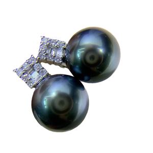 Boucles d'oreilles en or thé ultra-résistantes de 9-10 mm, légèrement défectueuses, texture or riche, complétées par des boucles d'oreilles en perles d'or épais 18 carats offertes - Product Image 5