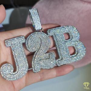 Colgante de Lujo Número 5 de Plata de Ley 925 con Moissanita y Diamantes, Detalle de Piedras Engastadas, Joyería Premium de Estilo Hip Hop - Product Image 5