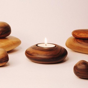Porte-bougie en bois fait main par un designer, qualité supérieure, décoration d'intérieur pour les intérieurs modernes - Product Image 2