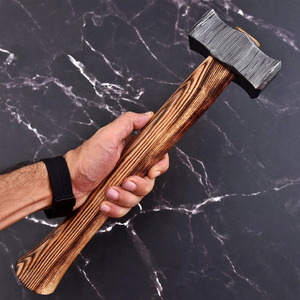 Martillo de Acero de Damasco Forjado a Mano con Patrón de Acero Soldado, Decorativo y Coleccionable con Mango de Madera Tradicional - Product Image 6