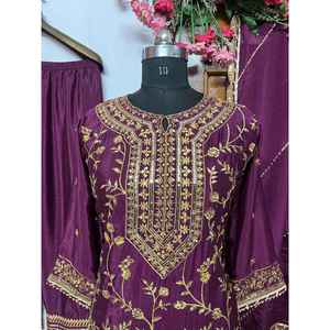 FANTAISIE CHINON SEQUENCE BRODERIE TRAVAIL TOP PALAZZO AVEC DUPATTA VIOLET - Product Image 3
