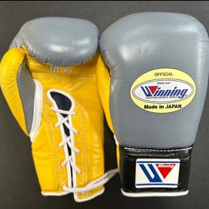 Gants de boxe professionnels personnalisés en cuir, avec logo brodé, pour entraînement et sparring. - Product Image 5