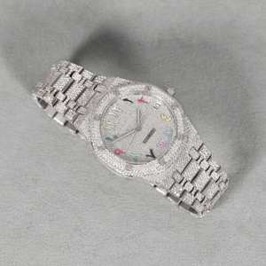 Montre de luxe légère en or rose bicolore entièrement sertie de moissanite et de quartz, style hip-hop, en acier inoxydable, étanche avec verre saphir - Product Image 1