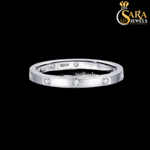 Anillo de eternidad de acero inoxidable chapado en rodio de Sara Jewels con piedras redondas de circonia cúbica creada en laboratorio para compromiso. - Product Image 3