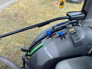 Tracteur compact Kleiner Traktor Deutz Agricole 210 Cabine - Product Image 6