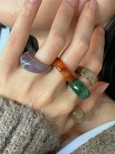 Bagues en résine faites à la main, bijoux fantaisie colorés, bagues ajustables pour femmes et filles - Product Image 1