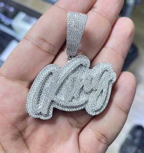 Colgante de plata de ley 925 con nombre personalizado, diamante de moissanita VVS, estilo hip hop, con letras en relieve, para hombre. - Product Image 2