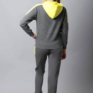 Conjunto Deportivo de 2 Piezas para Mujer, Sudadera con Capucha y Bloques de Color, Manga Larga, Felpa, Corte Regular, Verano, Gris, Amarillo, Blanco, 100% Algodón - Product Image 2