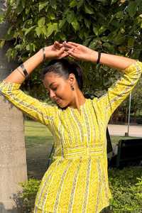 Premium Women's <b>Spring</b> Floral Printed Cotton Lining Loose Fit Casual <b>Dress</b> Pintuck Tunic Top with Matching Straight Pants - Product Image 5