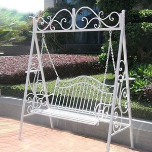 Chaise suspendue classique en fer forgé pour cour, balcon, pelouse et patio avec un design métallique artisanal attrayant - Product Image 1