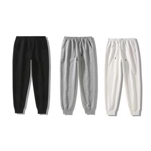 กางเกงลำลองผู้ชายทรงตรงเอวกลาง ดีไซน์พิเศษ เนื้อผ้าคอตตอน 100% ระบายอากาศได้ดี ป้องกันรอยยับ เป็นมิตรต่อสิ่งแวดล้อม - Product Image 1