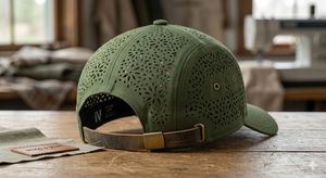 Casquette de baseball personnalisée pour femme, vert mousse, 5 panneaux, découpée au laser, profil moyen, structurée, avec impression de logo numérique, vente en gros - Product Image 3