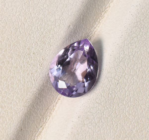 พลอยลาเวนเดอร์อเมทิสต์สีม่วงทรงหยดน้ำเจียระไน ขนาด 5x3 มม. และ 9x6 มม. ปรับขนาดให้สม่ำเสมอสำหรับทำเครื่องประดับ - Product Image 3