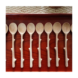 Mini cuchara de madera biodegradable con datos dorados 99, utensilio compostable sin BPA, seguro para alimentos calientes, reciclable con diseño vintage - Product Image 3