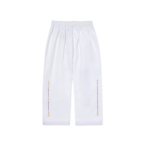 Kimono Blanco de BJJ para Hombre, Logotipo Bordado en la Manga Izquierda, 100% Algodón, Duradero, Corte Regular, Ropa de Artes Marciales para Adultos - Product Image 4