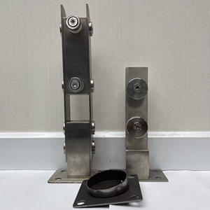 Soporte de acero inoxidable en forma de L a prueba de herrumbre OEM personalizado para tabiques de baño escolar compatible con proyectos de cubículos de baños públicos - Product Image 5