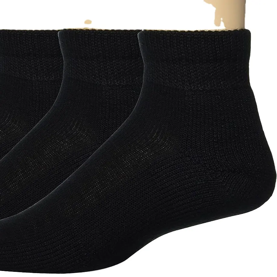 Gizli kalan rahat bir uyum sağlamak için tasarlanmış gizli ayak bileği çoraplarımızla gizli rahatlık yaşayın