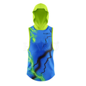 Uniforme ligero 7v7 hecho con tecnología avanzada de gestión de la humedad para ayudar a mantenerse seco y concentrado - Product Image 3