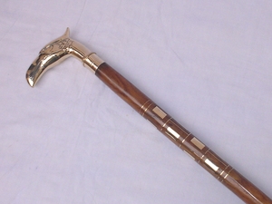 Bastón Plegable Resistente y Duradero, Antideslizante, Ajustable, con Incrustaciones de Latón, de AYAANS CREATIONS - Product Image 5