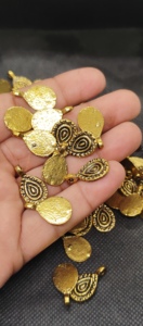 Dijes de latón con forma de hoja, los más vendidos, para joyería boho chic de micromacramé - Product Image 2