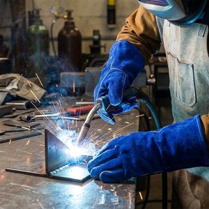 Guantes de Seguridad para Soldadura de Cuero Reforzado Industrial de Primera Calidad con Puño Largo y Protección Antichispas - Product Image 3