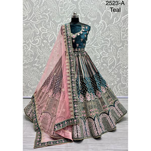 Collections de velours de vêtements de mariée indiens pour la mariée avec le travail de Zarkhan par Fabzone - Product Image 3