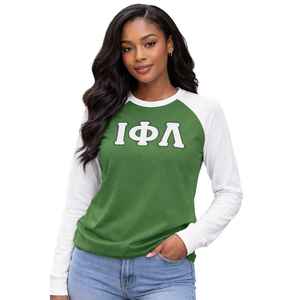 Chemise à manches longues raglan vert émeraude Iota Phi Lambda Sorority, manches blanches, vêtements à lettres grecques, haut décontracté pour femme, qualité supérieure - Product Image 3