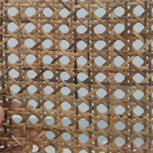 สายรัดหวายแบบไม่ฟอกวัสดุตาข่ายทำจากอ้อยธรรมชาติสำหรับเฟอร์นิเจอร์ผู้ผลิตในเวียดนาม - Product Image 1