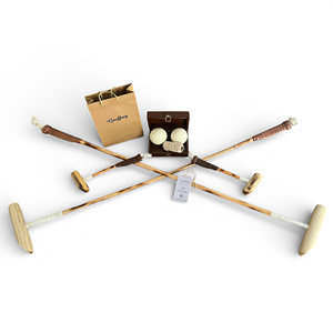 Bastón de polo antiguo BU de los años 1900 - Restaurado, encerado y envejecido - Mango de cuero - Acabado natural quemado en la cabeza y el eje - Bastón de 48 pulgadas - Product Image 1