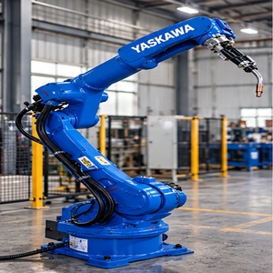 Brazo Robótico con Antorcha de Soldadura y Sistema de Rieles OTC para Soluciones de Soldadura, Robot Colaborativo, Brazo Robótico Soldador, Antorcha de Soldadura R - Product Image 1
