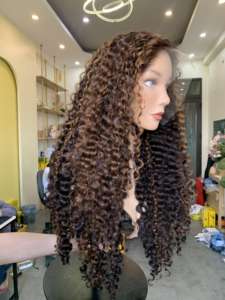 Eurasian 100% Cheveux Remy vietnamiens non transformés Kinky Curly Style 100% Extensions de tissage de cheveux humains - Product Image 5