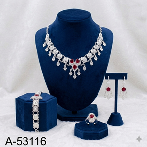 MOLL JEWELLERS สร้อยคอและกำไลข้อมือประดับเพชรซิร์คอนทรงคุชชั่นเคลือบทอง 24K แบบดั้งเดิม ผลิตจากโลหะผสมสังกะสี สำหรับผู้หญิง เหมาะสำหรับวันครบรอบ - Product Image 5